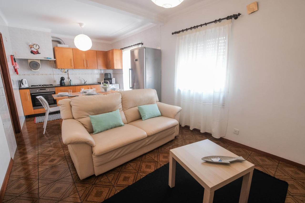 Besugo'S House Rooms & Apartment Nazaré Zewnętrze zdjęcie