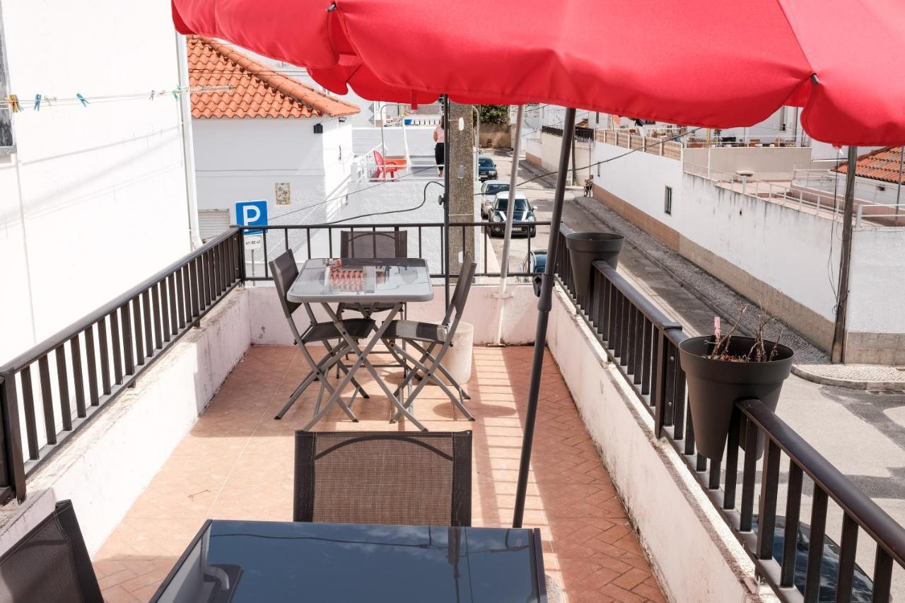 Besugo'S House Rooms & Apartment Nazaré Zewnętrze zdjęcie