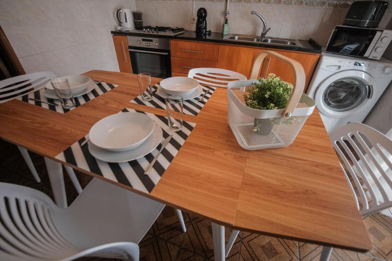 Besugo'S House Rooms & Apartment Nazaré Zewnętrze zdjęcie