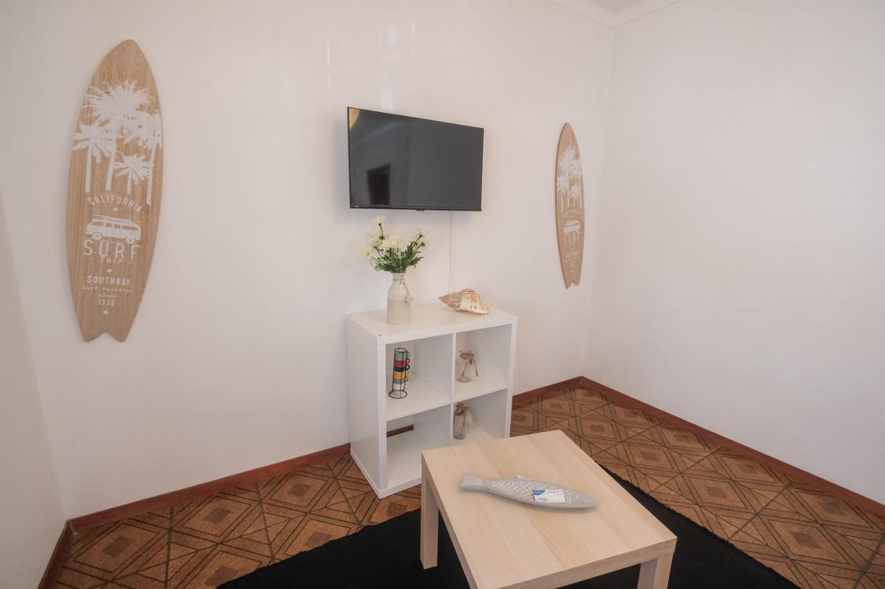 Besugo'S House Rooms & Apartment Nazaré Zewnętrze zdjęcie